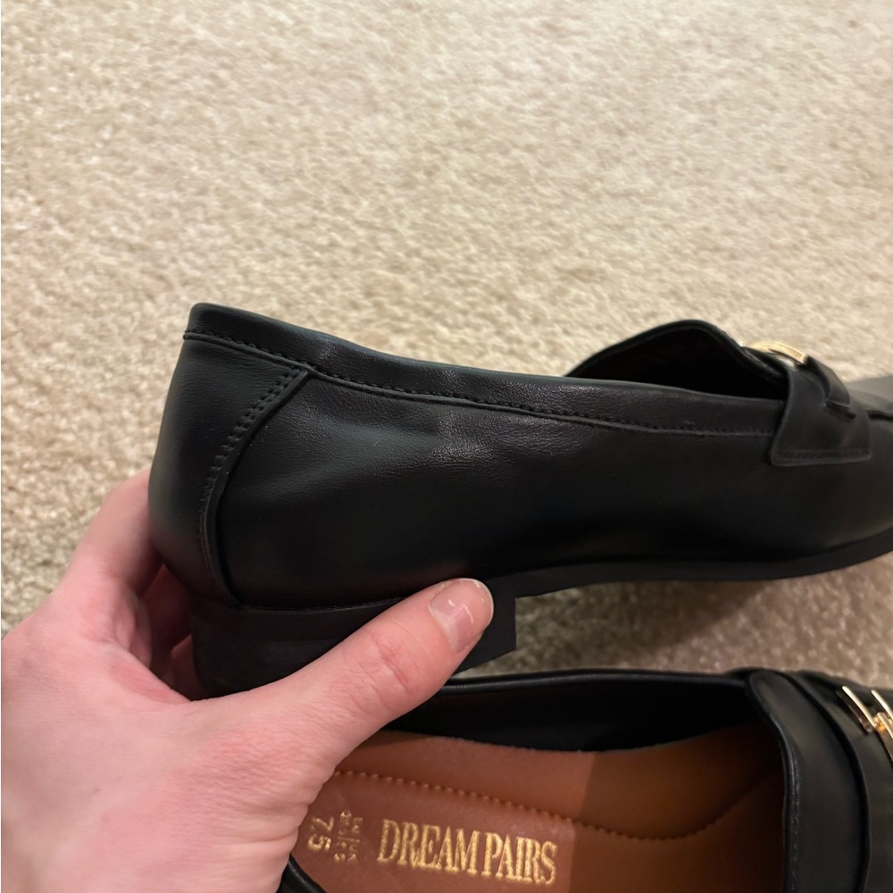Black Loafers with Gold Accent Size 7.5 Dream Pairs - Picture 3 of 3